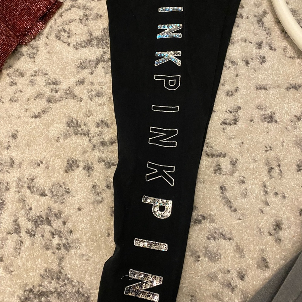 Victoria’s Secret pink leggings